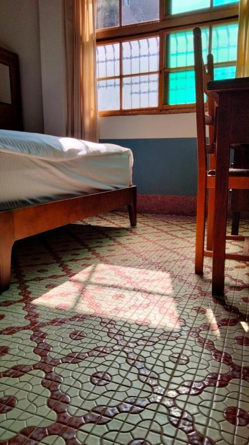 Neat Hostel Tainan Bagian luar foto