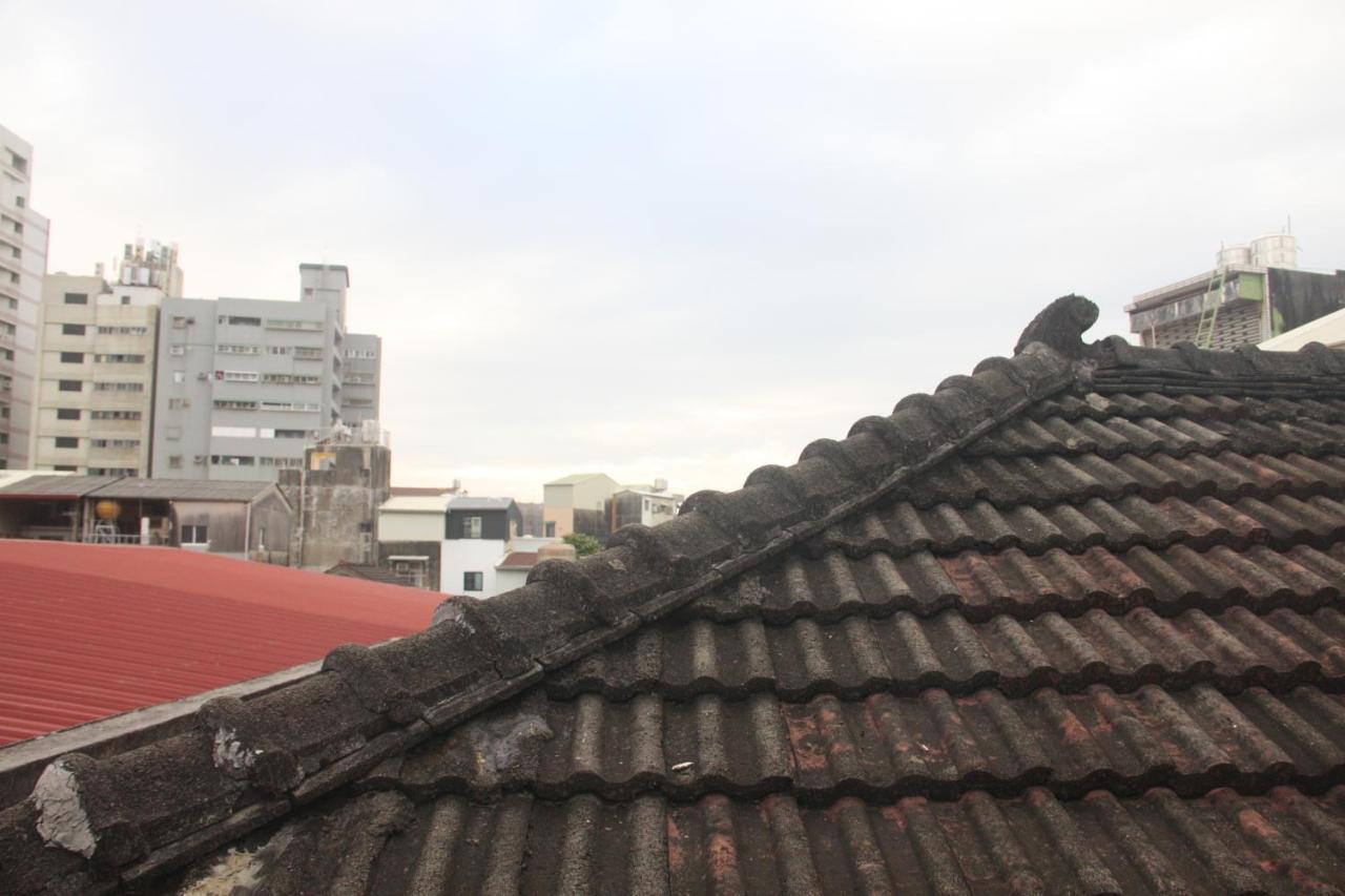 Neat Hostel Tainan Bagian luar foto