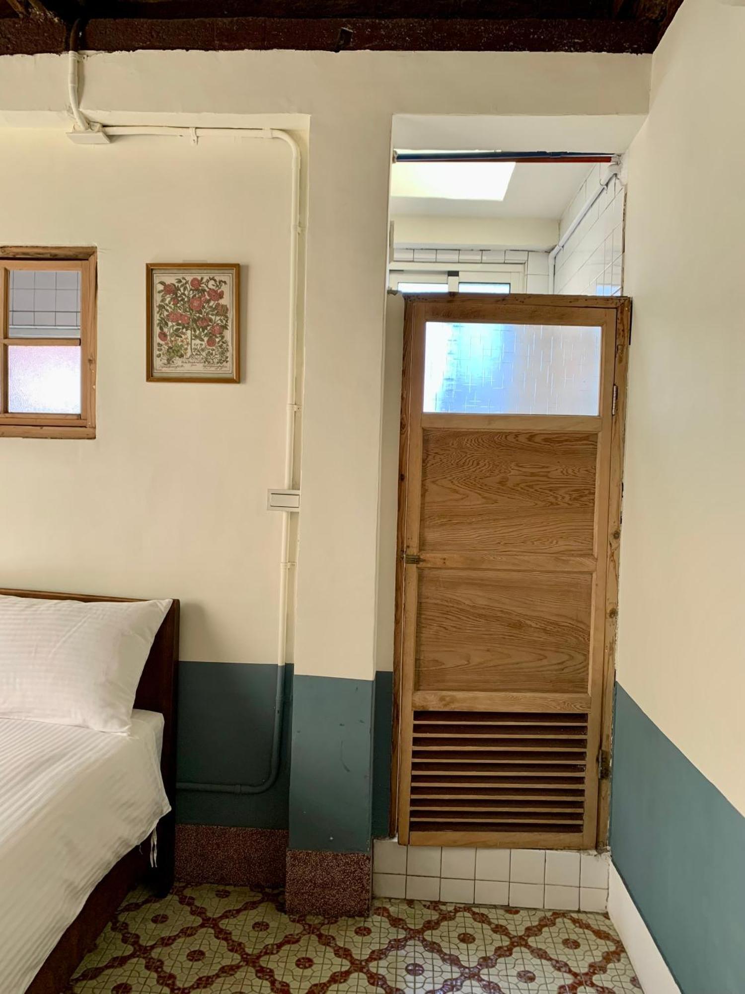 Neat Hostel Tainan Bagian luar foto