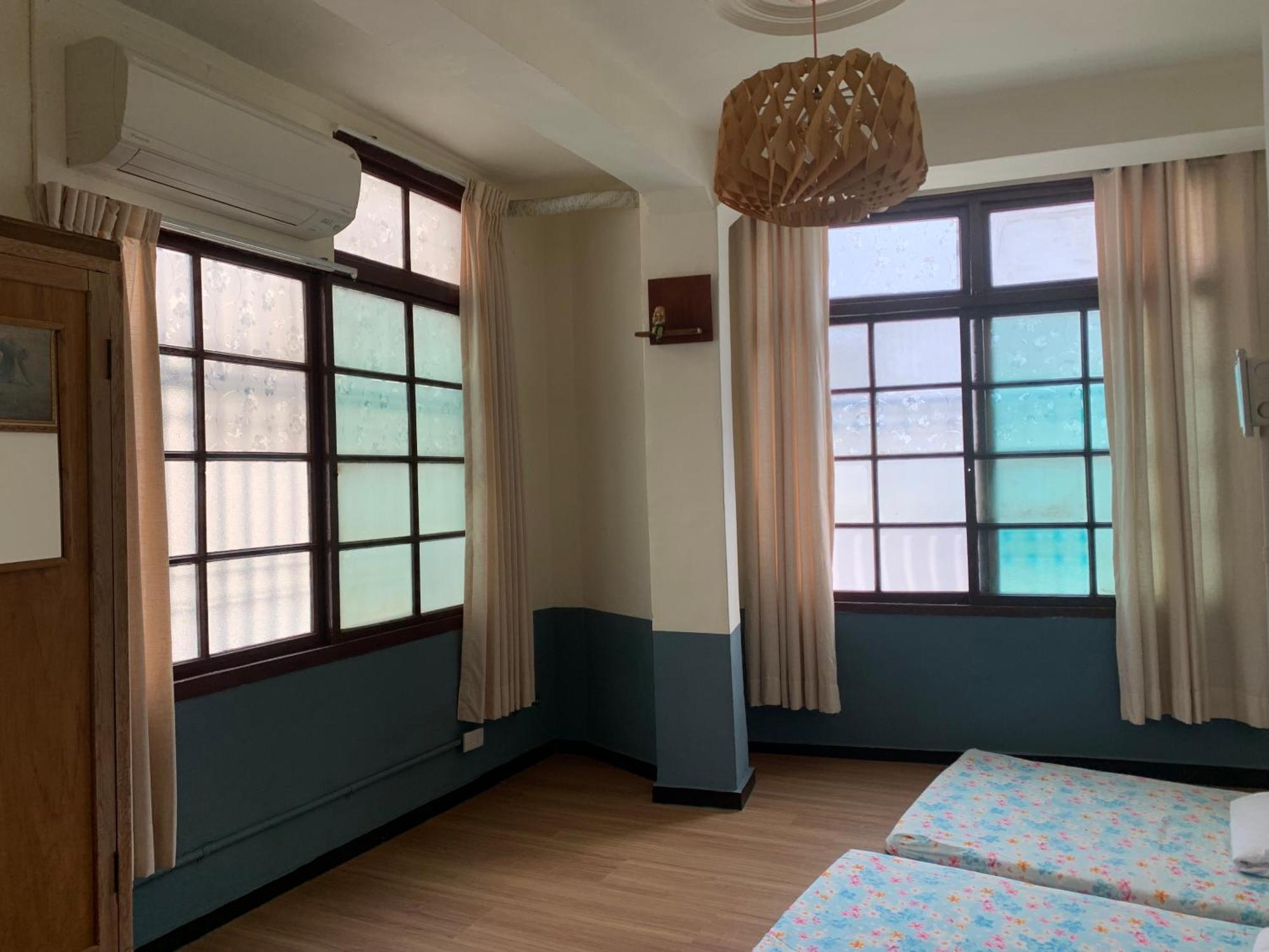 Neat Hostel Tainan Bagian luar foto