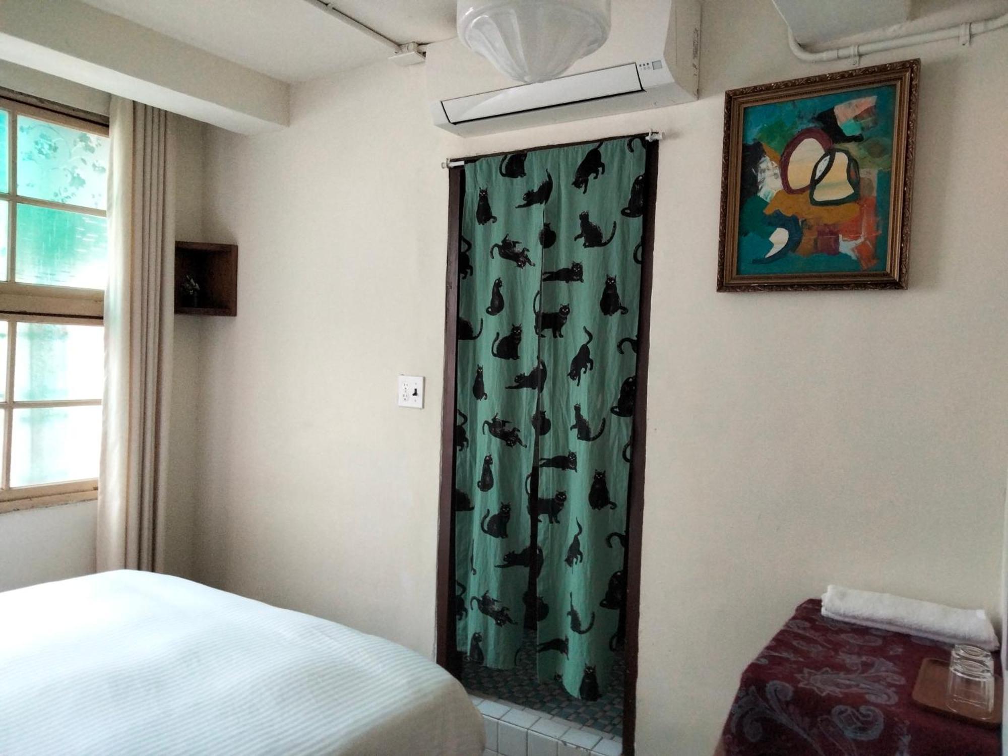 Neat Hostel Tainan Bagian luar foto