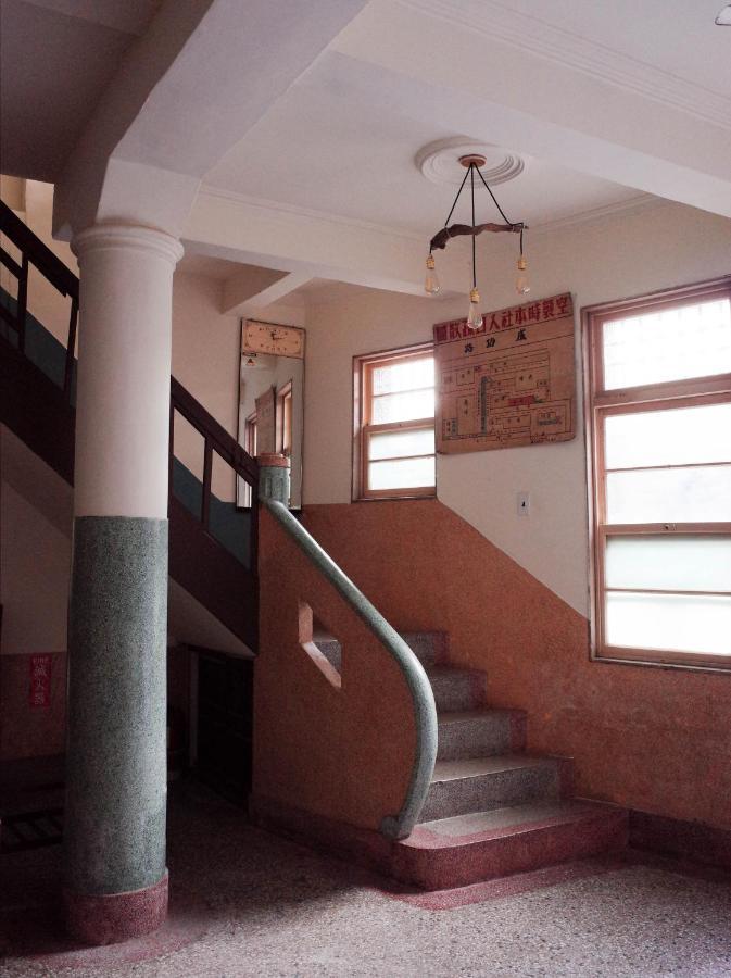 Neat Hostel Tainan Bagian luar foto